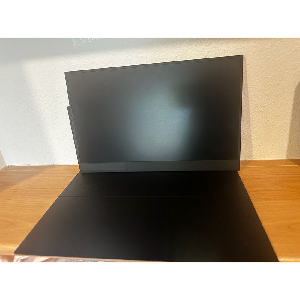 cocopar Portable Monitor 15.6 Inch with Cover Stand EUC - Picture 2 of 6